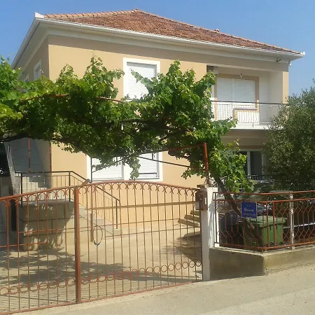Lorena Apartmán